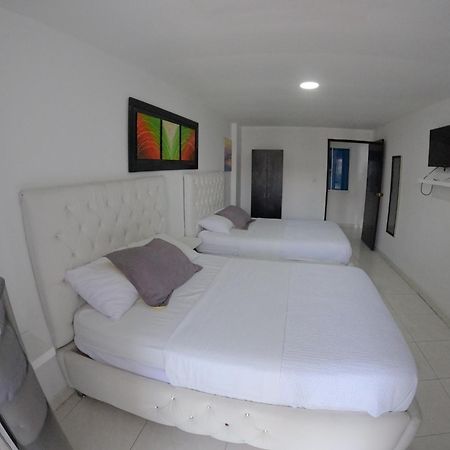 Blue Emerald Inn San Andrés Extérieur photo