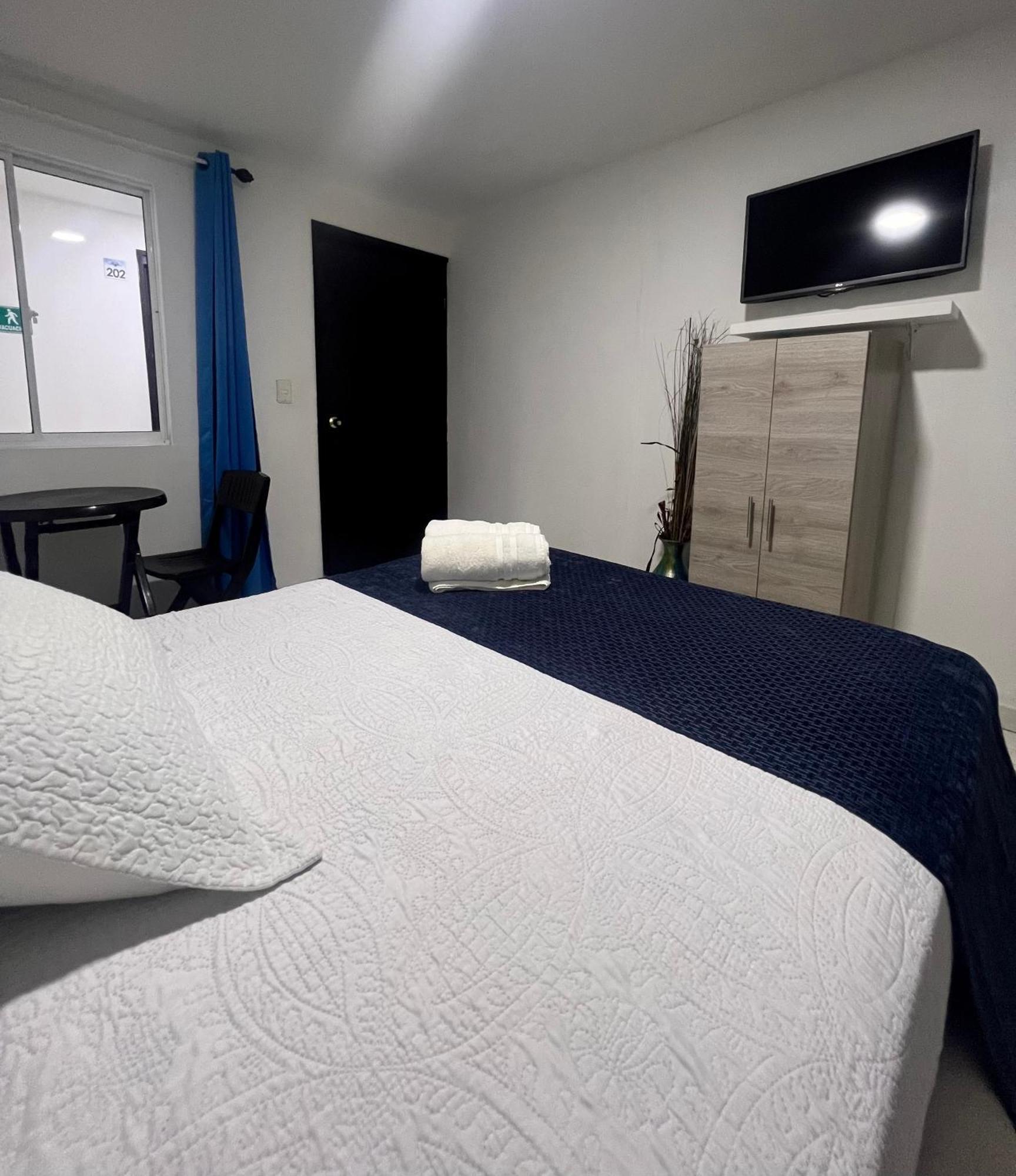 Blue Emerald Inn San Andrés Extérieur photo